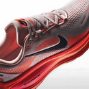 Nike Vomero 18 - Laranja/Vermelho