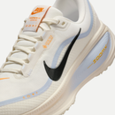 Nike Vomero 18 GORE-TEX - Bege/Cinza